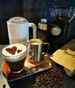 Qualitá® Melkkan Met Art Pen - Barista Melkkannetje - 350 ML - Melkopschuimkannen -Kook Verkoop 1023x1200