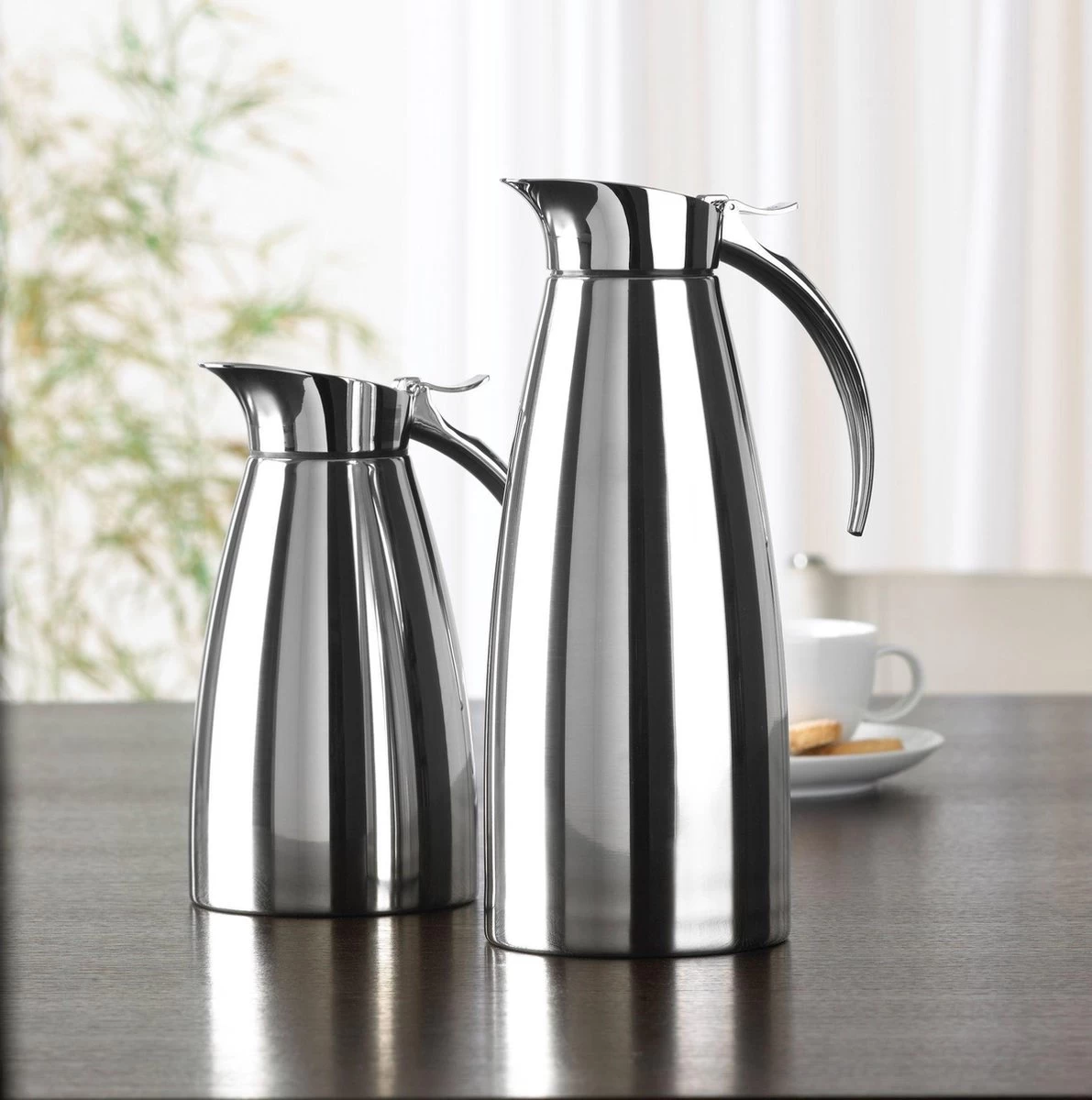 Emsa Thermoskan Eleganza RVS 1.3 Liter 4 Emsa Thermoskan Eleganza RVS 1.3 Liter - Afbeelding 2