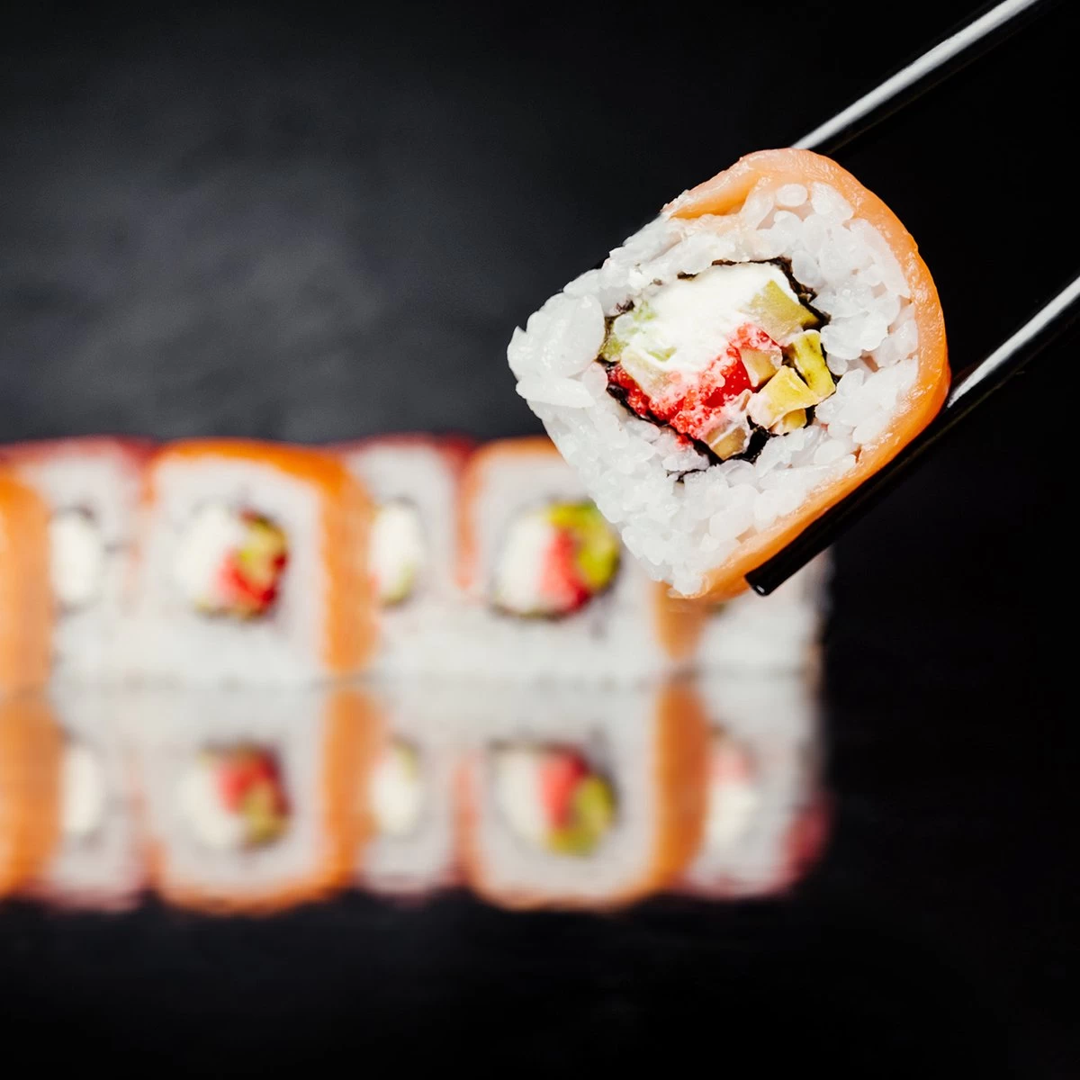 Dymund® Chopsticks - 5 Persoons Eetstokjes Set - Herbruikbaar - RVS - Zwart 6 Dymund® Chopsticks - 5 Persoons Eetstokjes Set - Herbruikbaar - RVS - Zwart - Afbeelding 4