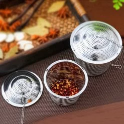TeaLux 5-Delig RVS Theefilters Set Met Maatlepel En Lekbakjes En Knijper - Theezeef Voor Losse Thee En Kruiden - Tea InfuserStrainer Giftset - Verse Thee FilterZeef Cadeau Pakket - Kruidenbuiltje Ei Met Onderzetters - Geschenkset -Kook Verkoop 1200x1200 1676