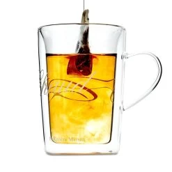 Riviera Maison Dubbelwandig Theeglas, Koffieglas Met Tekst - C'est Chaud Mug - Transparant - Glas 270 Ml - 1 Stuk 23 Riviera Maison Dubbelwandig Theeglas, Koffieglas Met Tekst - C'est Chaud Mug - Transparant - Glas 270 Ml - 1 Stuk -Kook Verkoop 1200x1200 1956