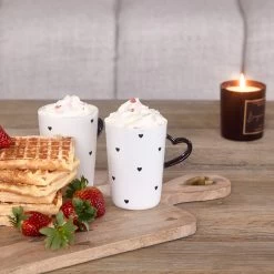 Riviera Maison Mok, Drinkmok, Theemok Met Hartjes Oor - RM Love Mug - Wit - Porselein - 300 ML - 1 Stuk -Kook Verkoop 1200x1200 1967