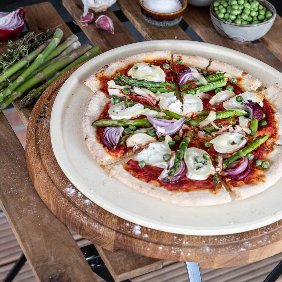 Boska Pizzasteen Deluxe L - Voor Oven & BBQ - Knapperige Pizza's - Ø 35 Cm - BBQ Accessoires 15 Boska Pizzasteen Deluxe L - Voor Oven & BBQ - Knapperige Pizza's - Ø 35 Cm - BBQ Accessoires - Afbeelding 13