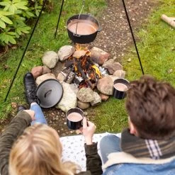 Esschert Design - Driepoot Met Ketting - Haardvuur Accessoires - Staal - Zwart -Kook Verkoop 1200x1200 473