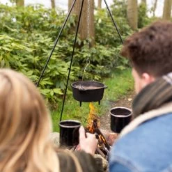 Esschert Design - Driepoot Met Ketting - Haardvuur Accessoires - Staal - Zwart -Kook Verkoop 1200x1200 474