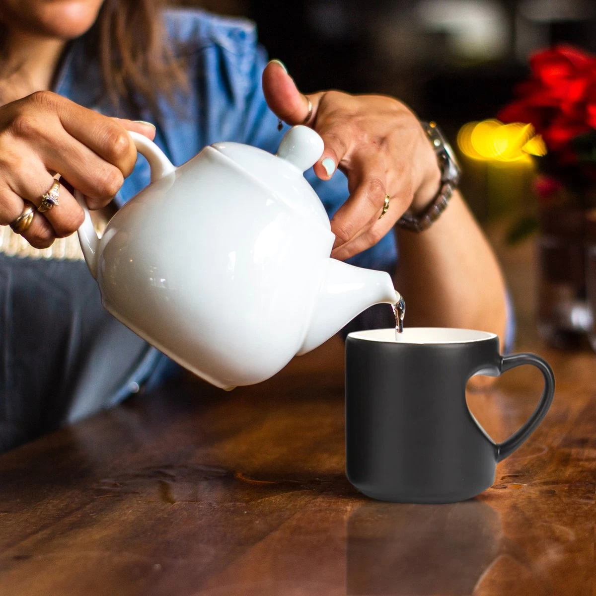 Malinsi Hart Mok - Hitte Kleur Veranderende Glazen - Zwart 330ml - Liefde Mokken - Koffie En Thee Beker - Theeglazen - Koffiebeker - Koffiemok - Hartjes Koffiekopjes - Cadeau Voor Man & Vrouw 4 Malinsi Hart Mok - Hitte Kleur Veranderende Glazen - Zwart 330ml - Liefde Mokken - Koffie En Thee Beker - Theeglazen - Koffiebeker - Koffiemok - Hartjes Koffiekopjes - Cadeau Voor Man & Vrouw - Afbeelding 2