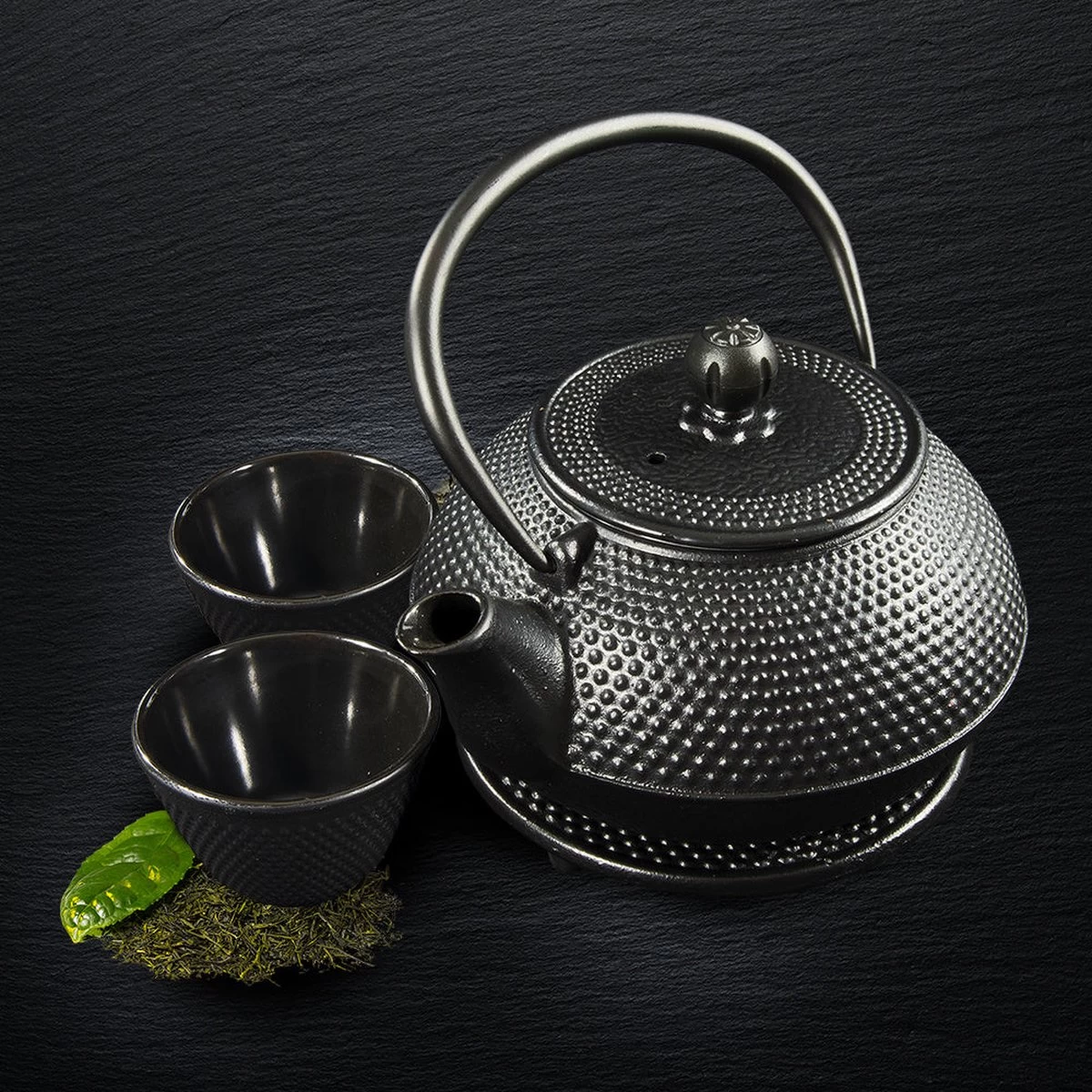 SakuraTea - Theepot Set - 4-delig - Gietijzer - Zwart - 0.8L - 2 Kopjes (100ml) 4 SakuraTea - Theepot Set - 4-delig - Gietijzer - Zwart - 0.8L - 2 Kopjes (100ml) - Afbeelding 2
