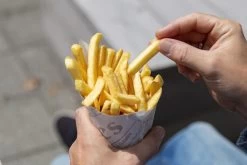 Papieren Frietzak | Krant Print | 50 St. | Patatzak | Frietzakken | Puntzakken | Frietzakjes 9 Papieren Frietzak | Krant Print | 50 St. | Patatzak | Frietzakken | Puntzakken | Frietzakjes -Kook Verkoop 1200x800 113