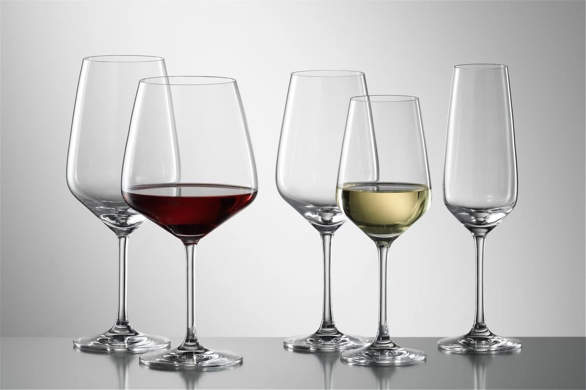 Schott Zwiesel Taste Witte Wijnglas - 0.36 Ltr - 6 Stuks 10 Schott Zwiesel Taste Witte Wijnglas - 0.36 Ltr - 6 Stuks - Afbeelding 8