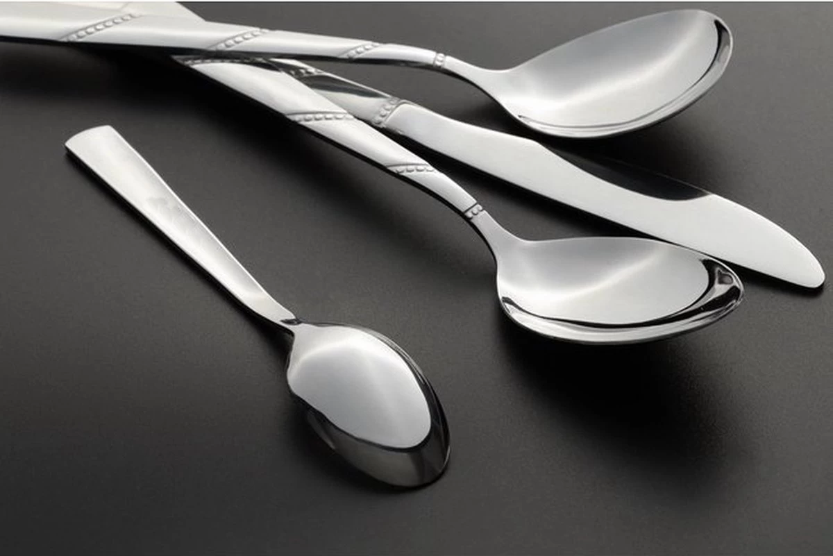 Swiss Home | Bestekset - 12 Persoons - 72-delig - Luxe Opbergkoffer - 18/10 | Limited Edition Set + Luxe Koffer 13 Swiss Home | Bestekset - 12 Persoons - 72-delig - Luxe Opbergkoffer - 18/10 | Limited Edition Set + Luxe Koffer - Afbeelding 11