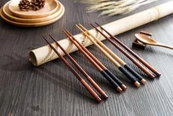 Merkloos Handgemaakte Japanse Eetstokjes - Chestnut -Kook Verkoop 1200x808 3