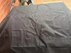 COVER UP HOC RED Label BBQ Hoes 145x61x117 Cm Waterdichte Barbecue Hoes / Afdekhoes Bbq / Met Trekkoord, Bbq Hoes, Bbq Hoes Waterdicht, Bbq Beschermhoes Zwart 21 COVER UP HOC RED Label BBQ Hoes 145x61x117 Cm Waterdichte Barbecue Hoes / Afdekhoes Bbq / Met Trekkoord, Bbq Hoes, Bbq Hoes Waterdicht, Bbq Beschermhoes Zwart -Kook Verkoop 1200x902 3