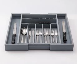 Merkloos Decopatent® Uitschuifbaar Bestekbak - Besteklade - 7 Vaks -> Uitschuifbaar Naar 9 Vakken - Bestekbakken Organizer - Bamboe - Grijs 16 Merkloos Decopatent® Uitschuifbaar Bestekbak - Besteklade - 7 Vaks -> Uitschuifbaar Naar 9 Vakken - Bestekbakken Organizer - Bamboe - Grijs -Kook Verkoop 1200x997 2