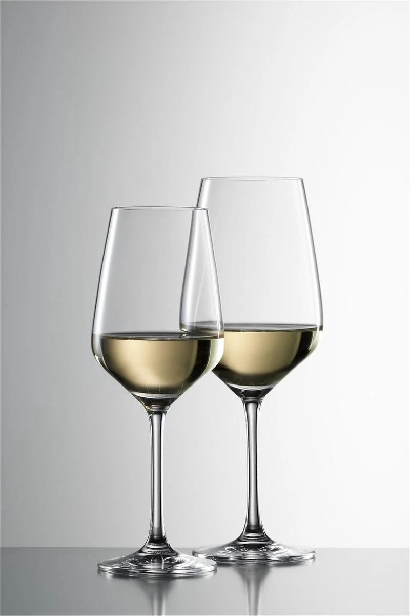 Schott Zwiesel Taste Witte Wijnglas - 0.36 Ltr - 6 Stuks 11 Schott Zwiesel Taste Witte Wijnglas - 0.36 Ltr - 6 Stuks - Afbeelding 9