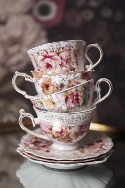 Clayre & Eef Kop En Schotel 200 Ml Roze Wit Porselein Rond Bloemen Servies Cadeau Voor Haar Cappuccino -Kook Verkoop 801x1200 4