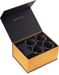 BarDeluxe® Whiskey Glazen - Whiskey Set - 4 Stuks - Whiskeyglazen - Whiskey Cadeauset - Handgemaakt - 100% Kristal - Whiskey Gift Set - Inclusief Unieke IJsblokjesvorm & Luxe Bewaardoos -Kook Verkoop 942x1200 3
